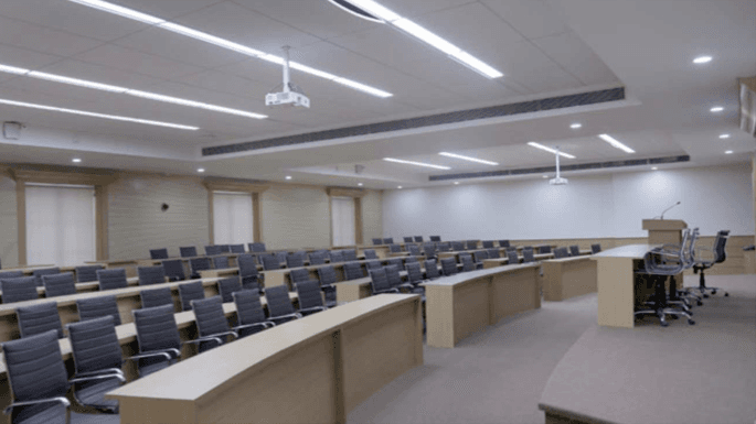  APOLLO-MEDICAL-COLLEGE